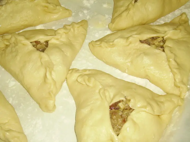 Учпочмаки (татарские треугольные пирожки): шаг 4