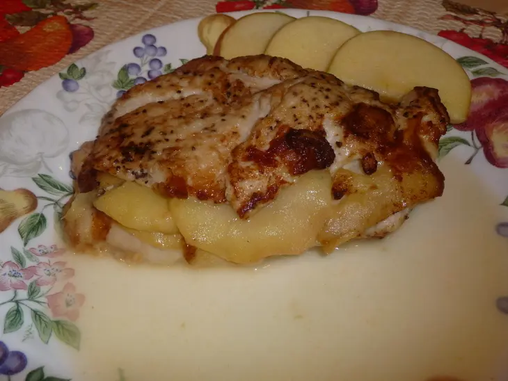 Куриная грудка с яблоком и сыром brie.: шаг 3