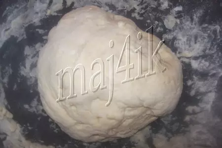 Сырная фрохальда (балканская фокачча с сыром): шаг 1