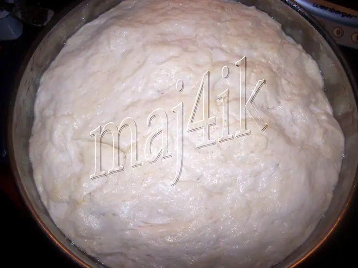 Сырная фрохальда (балканская фокачча с сыром): шаг 2