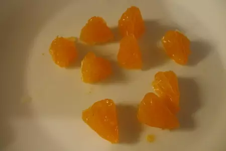Салат куриный с корейской морковью и апельсинами: шаг 1