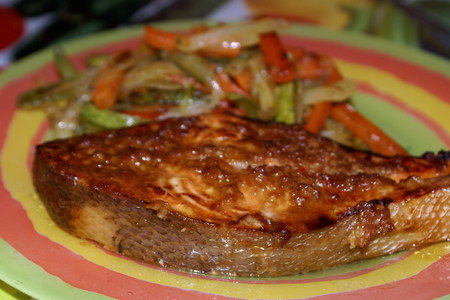 Сёмга в имбирно-соевом маринаде с обжаренными овощами: шаг 5