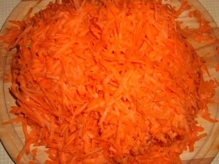 Плов рыжик с филе курицы: шаг 1