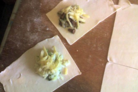 Пирожки с грибами и картофелем: шаг 4