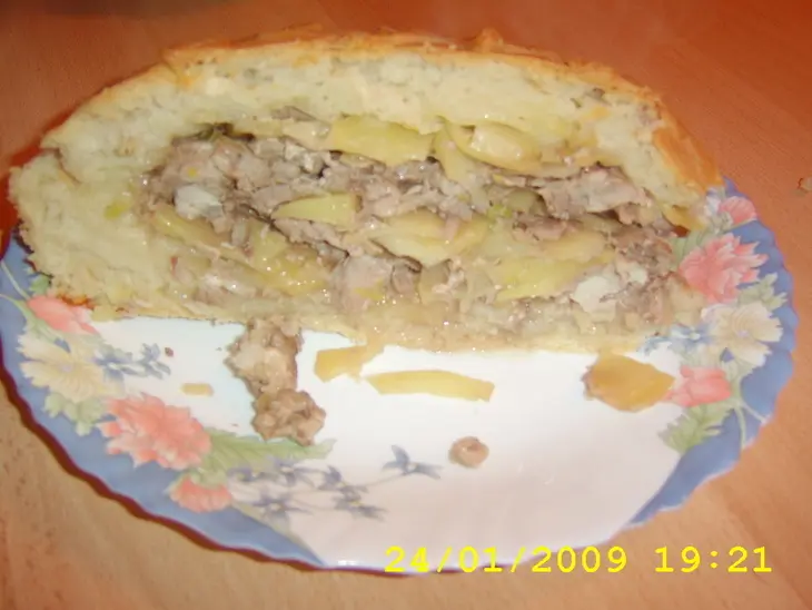 Пирог с мясом и картошкой.: шаг 8
