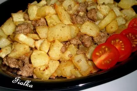 Хрустящая картошечка с фаршем по арабски: шаг 1