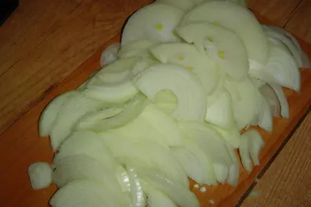 Говядина, тушеная с красным вином и клюквенным соусом: шаг 4
