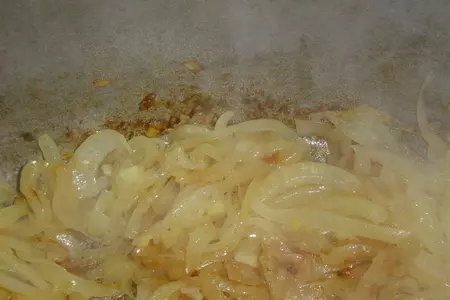 Говядина, тушеная с красным вином и клюквенным соусом: шаг 5