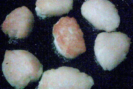 Самые бюджетные картофельные оладьи  (картофельники, картопляники): шаг 1