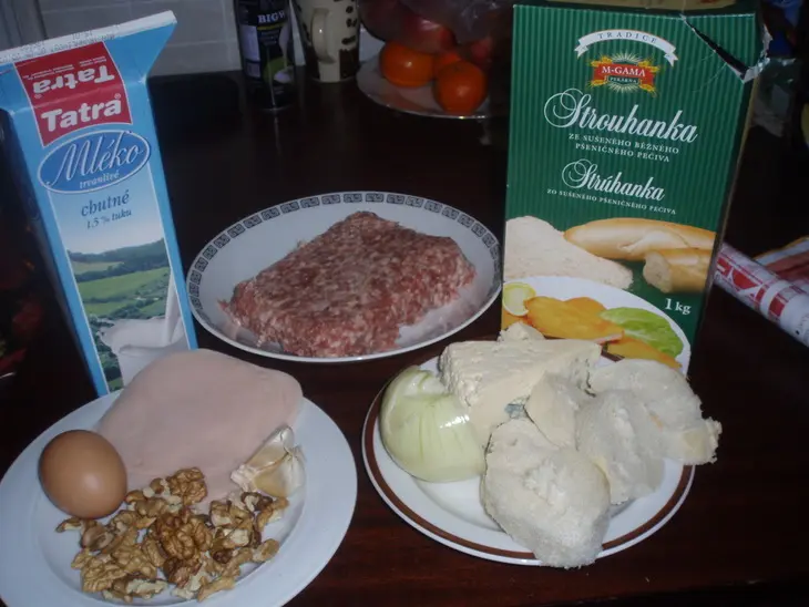Мясной колобок с сюрпризом(не проходить мимо!!!!): шаг 1
