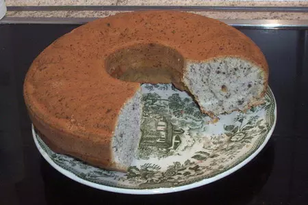 Кекс с маком и орехами: шаг 4
