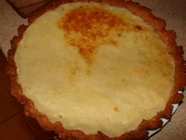 Простой пирог со сгущёнкой: шаг 5