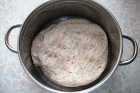 Калач домашний с ржано-пшеничной клетчаткой и кунжутом: шаг 1