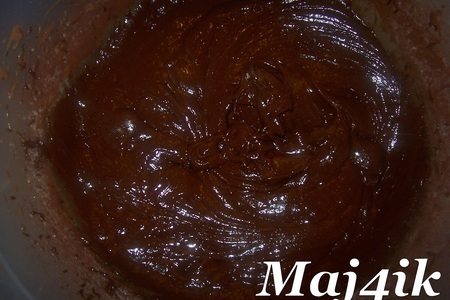 Мокрые шоколадные крем-маффины "сладкое блаженство" (с начинкой из маскарпоне и шоколада): шаг 3
