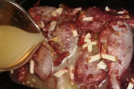 Курочка в красном вине: шаг 3