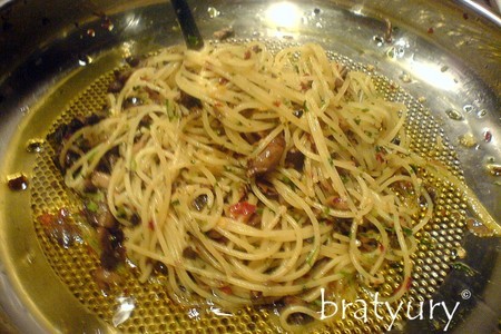 Спагетти ал денте с острым чесночно-грибным соусом: шаг 7