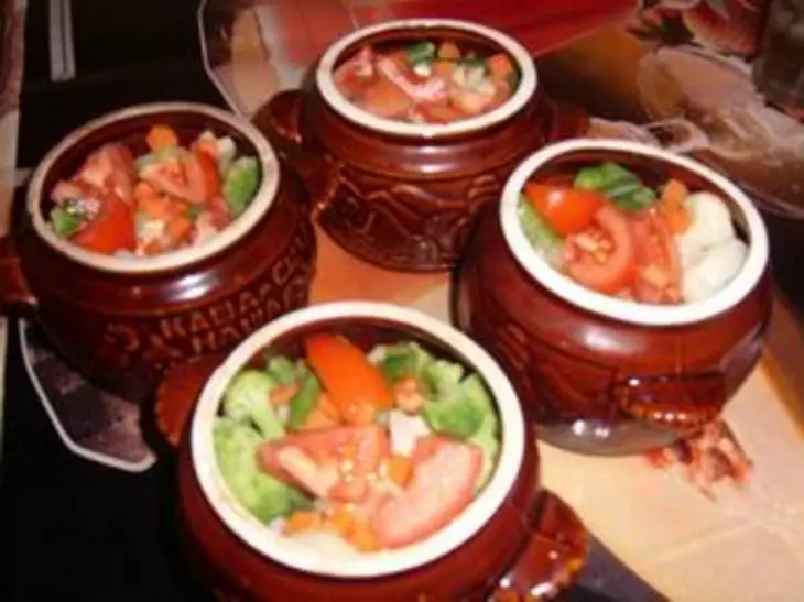 Мясо с овощами в горшочке: шаг 4