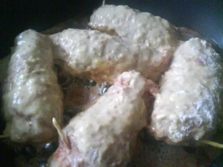 Крученики традиционные (с огурцом и сыром): шаг 4