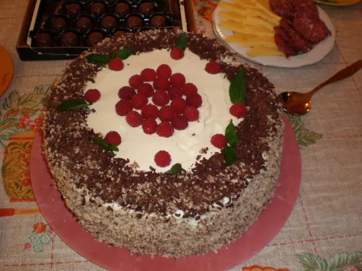 Торт из зефира со сливками без выпечки: шаг 1
