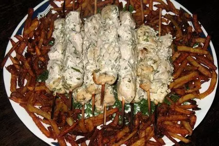 Куриные "шашлычки" с йогуртовым соусом: шаг 5