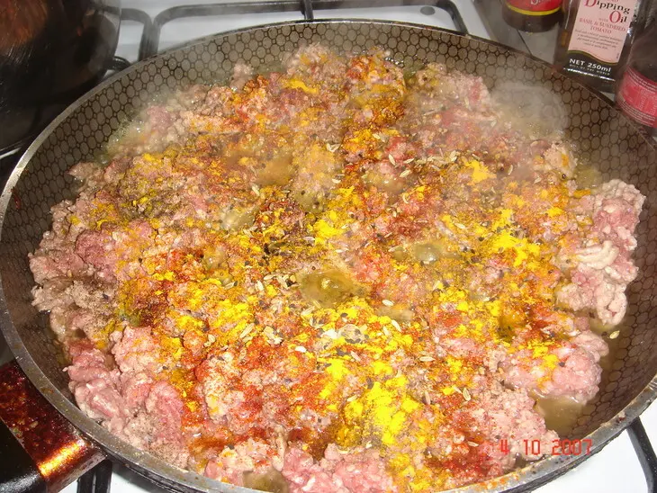 Макароны с мясом: шаг 2