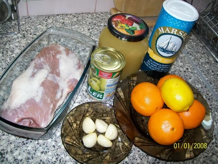Мясо по-гречески...а по-русски просто "свинья в апельсинах": шаг 1