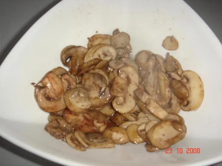 Макароны феттучини (fettuccine) с беконом и грибами: шаг 2