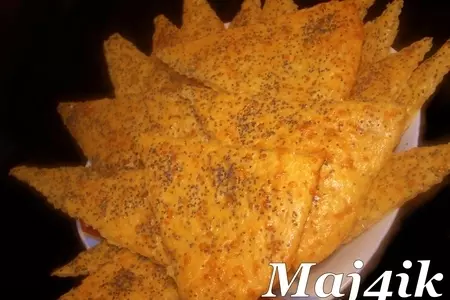 Закуска "сырные треугольнички с маком": шаг 6