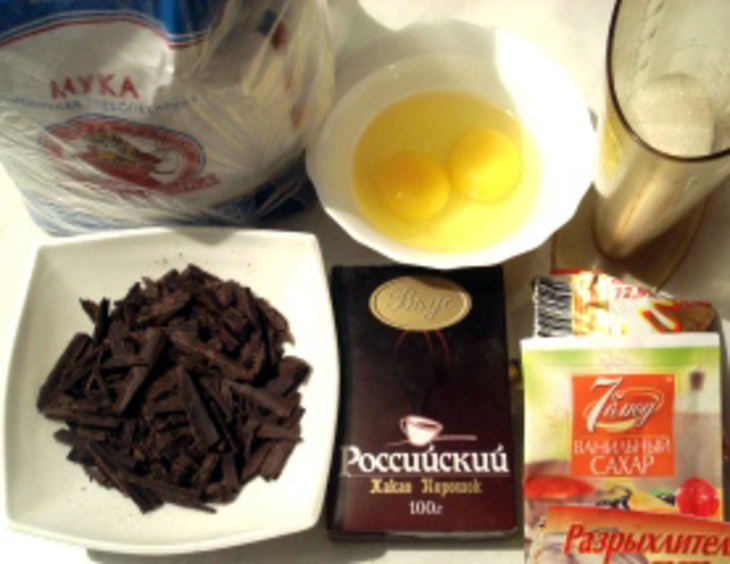 Именные шоколадно-амареттные пироженки: шаг 1