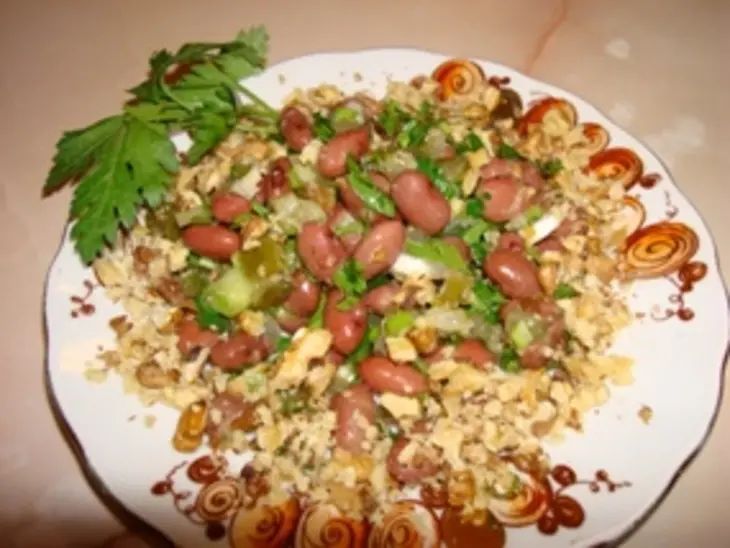 Фасолевый салат к мясу: шаг 2