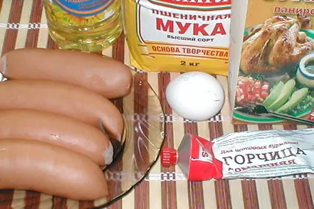 Сардельки  в  панировке: шаг 1