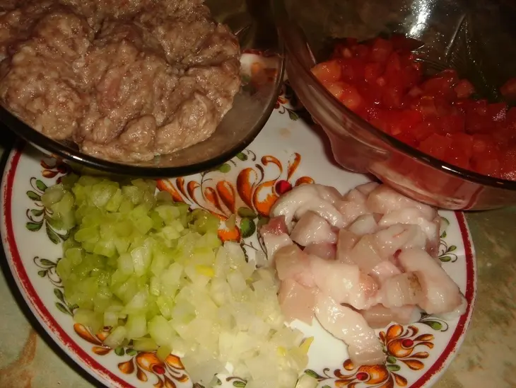 Пенне с мясным соусом и яйцом "пашот": шаг 1