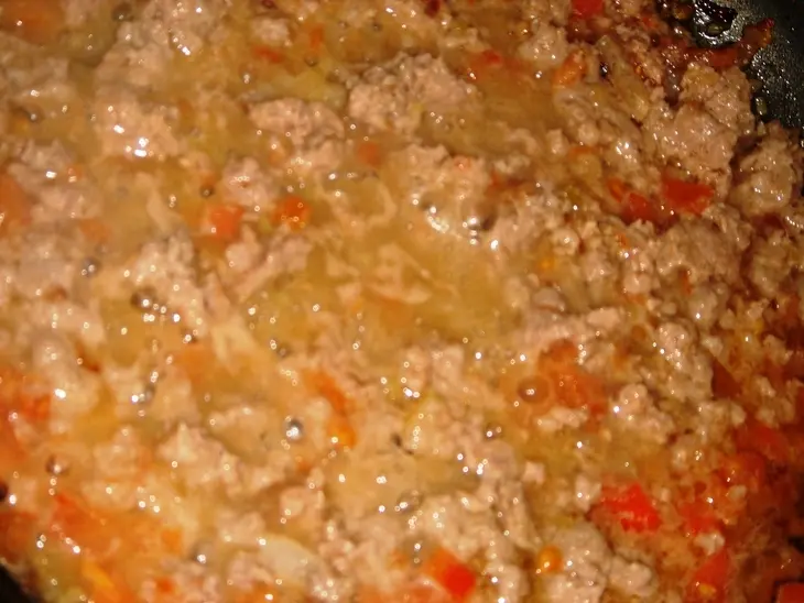Пенне с мясным соусом и яйцом "пашот": шаг 4
