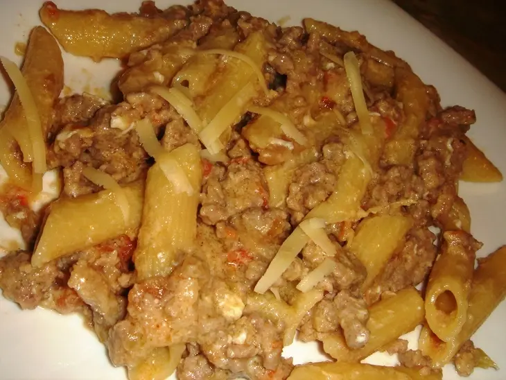 Пенне с мясным соусом и яйцом "пашот": шаг 6