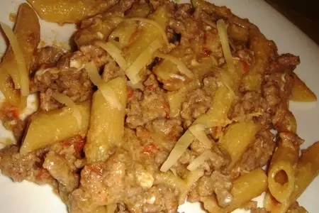 Пенне с мясным соусом и яйцом "пашот": шаг 6