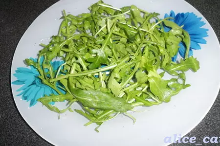 Салат из руколы с креветками: шаг 2