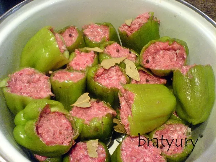 Перцы, фаршированные молотым мясом: шаг 4