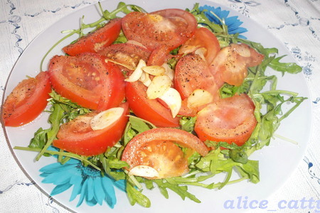 Теплый салат из руколы с помидорами: шаг 5