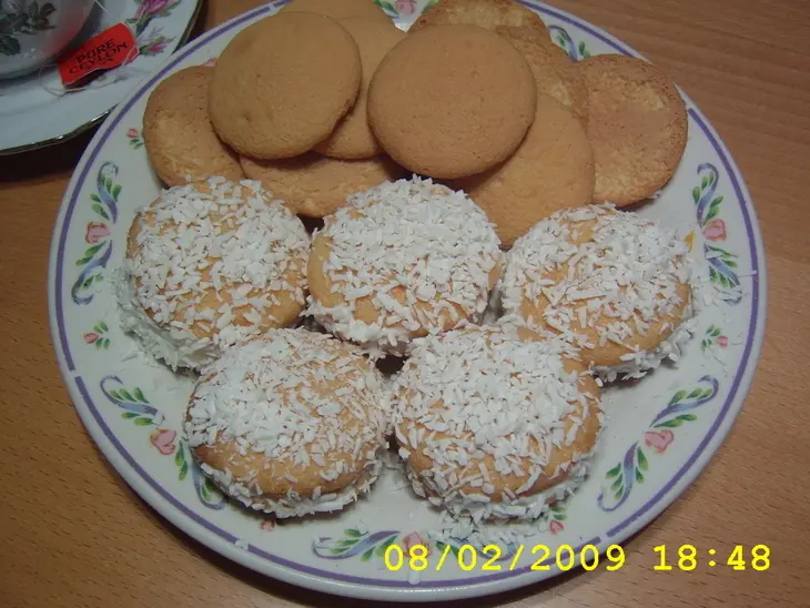 Пирожные "снежки": шаг 2
