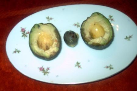 Авокадо с сардинками: шаг 2