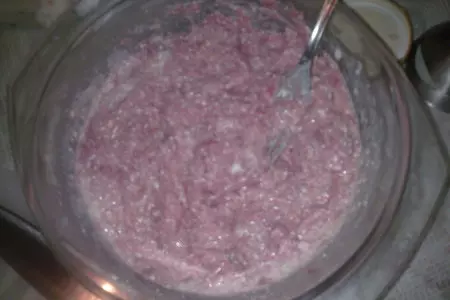Котлетки индюшачьи с творогом и зеленым луком: шаг 1