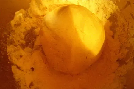 Чебуреки из кукурузной муки: шаг 1
