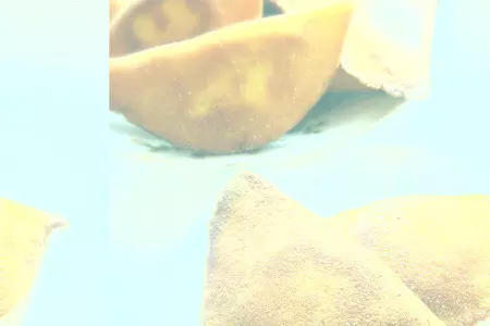 Чебуреки из кукурузной муки: шаг 4