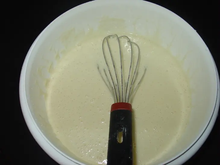 Фруктовый пирог – быстрый, бюджетный и вкусный.: шаг 1
