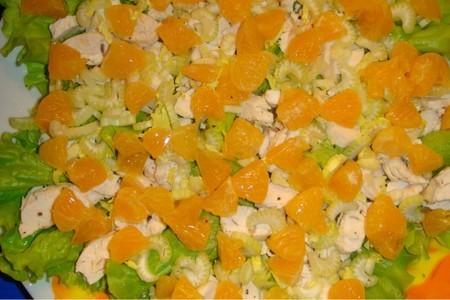 Салат из куриного филе с мандаринами.: шаг 3