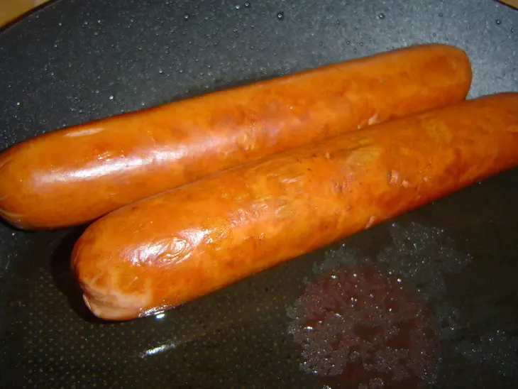 Currywurst-жареные колбаски с соусом карри: шаг 2