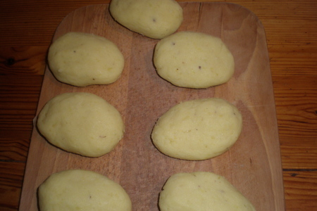 Картофельные котлеты с подливкой из сушённых грибов: шаг 5