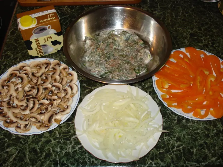 Куриная грудка с овощами,тушенная в сливках: шаг 1