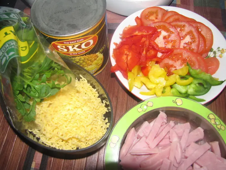 Пицца с ананасом и руколой: шаг 2