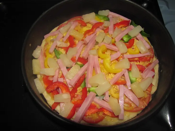 Пицца с ананасом и руколой: шаг 4